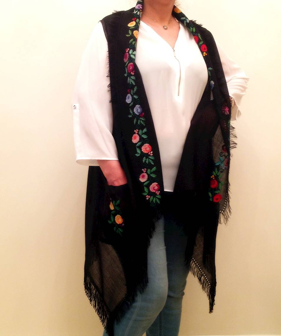 Hand-embroidered najaf textile