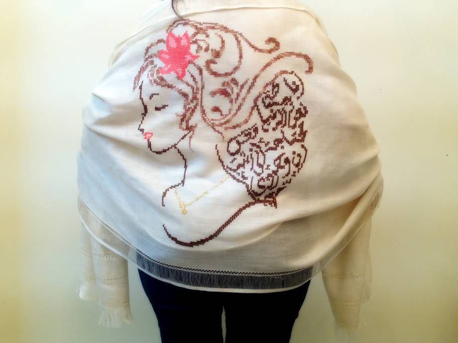 Shawl with a Woman Face design